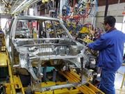 Preocupante: La producción de autos se desploma en Argentina