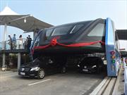 No era un cuento: Inauguraron el colectivo elevado en China