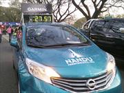 El Nissan Note corre por Buenos Aires