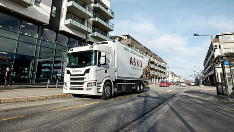 Scania presenta sus suevos camiones híbridos y eléctricos