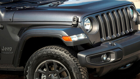 Jeep Wrangler y Gladiator 80 Aniversario 2021 llegan a México, celebración al dos por uno