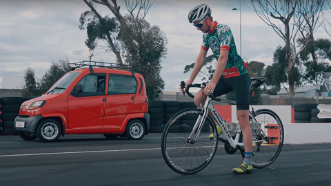 Motocarro vs bicicleta, ¿cuál es más rápido?