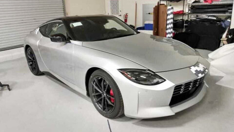 El nuevo Nissan Z deslumbra con un interior azul