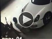 Video: hombre tiene sexo con un Porsche Boxster