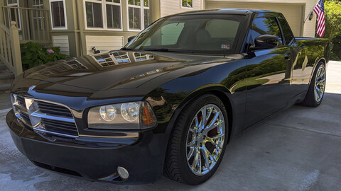 Dodge Charger R/T sometido a cirugía, ahora es una pickup, sí leíste bien