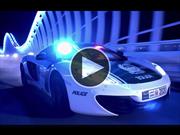 Video: La policía de Dubái presume de sus patrulleros