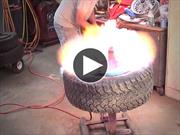 Video: cómo montar un neumático usando fuego