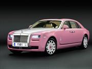 Rolls-Royce pinta de rosa al Ghost