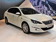 Peugeot 408 2015: Conocido como el 308 sedán se renueva