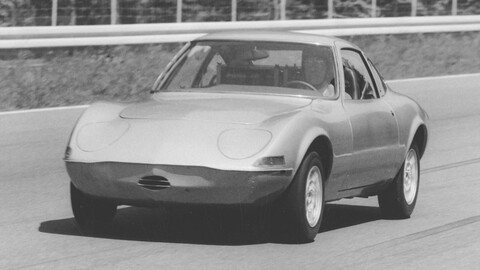 Opel Elektro GT, a 50 años del eléctrico que conquistó todos los récords posibles