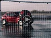 Video: Dos Nissan Juke jugando al fútbol