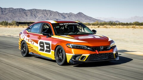 Honda Civic Si se pone el traje de carreras