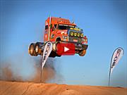 Video: Un camión salta como canguro