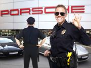 Policía de los Hamptons estrena 10 autos de lujo para pasar desapercibidos
