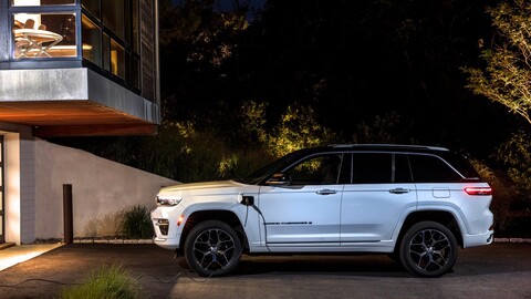 Jeep Grand Cherokee 4xe: un SUV de lujo electrificado