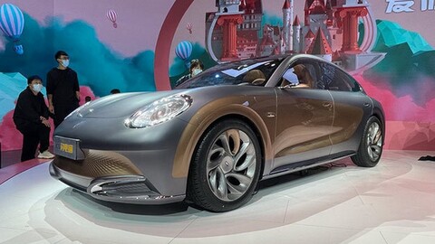 Ora Lightning Cat, la copia china del Porsche 911 y Panamera