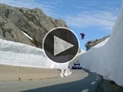 Video: Piloto de Rallies VS un esquiador alpino