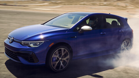 Volkswagen GTI y Golf R derrapan al ritmo de Tanner Foust en Willow Springs