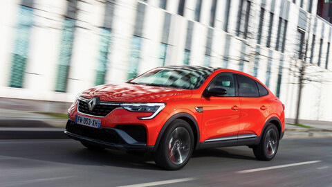 Renault Arkana europeo tendrá motor híbrido y un kit deportivo