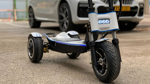Hay un monopatín eléctrico que alcanza 100 km/h