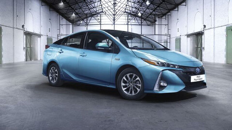 Toyota Prius 2021 estrena versión híbrida enchufable