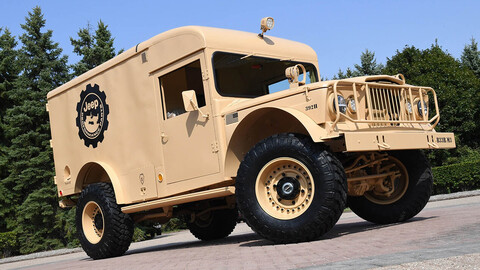 Kaiser Jeep M725, una ambulancia militar de 1967 revive como un poderoso todoterreno