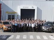 El ministro de Producción visitó la planta cordobesa de Renault-Nissan 
