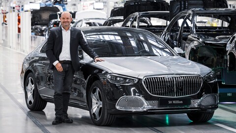 Mercedes-Benz inicia la producción del Maybach Clase S y registra 50 millones de autos producidos
