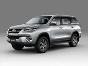 La Toyota SW4 suma una versión en Argentina