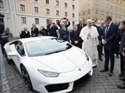 Se subastará el Lamborghini Huracán  del Papa Francisco