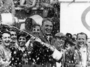¿De donde viene la tradición de rociar Champagne en el podio?