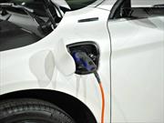 Vehículos eléctricos e híbridos plug-in superan el millón de unidades vendidas