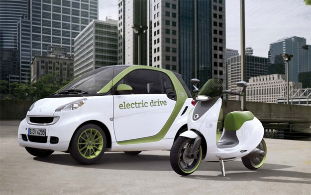 Se muestra el Scooter de Smart antes del Salón de París