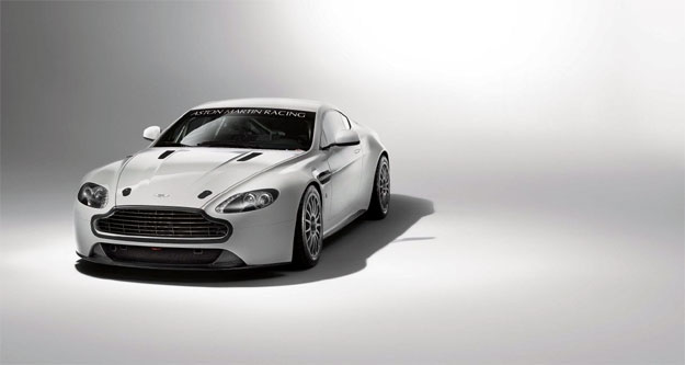 Aston Martin Vantage GT4
