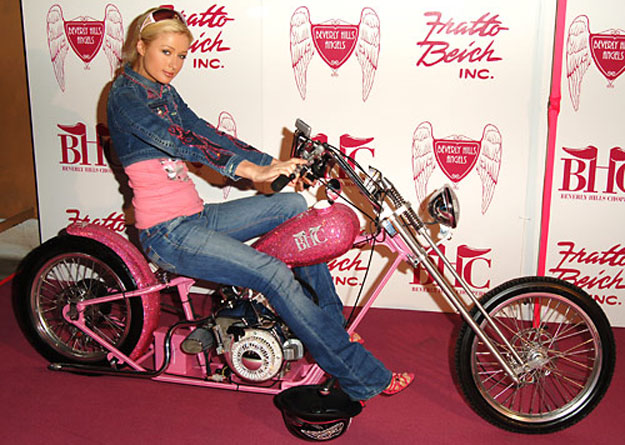 Paris Hilton tendrá un equipo de 125cc en Moto GP