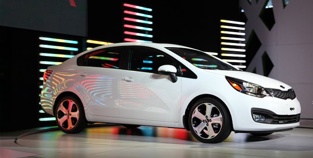 Kia Rio Sedán 2012 debuta en el Salón de Nueva York