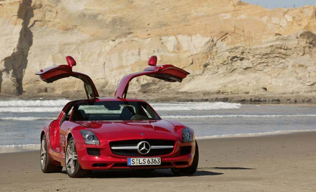 Mercedes-Benz SLS AMG: un superdeportivo irresistible