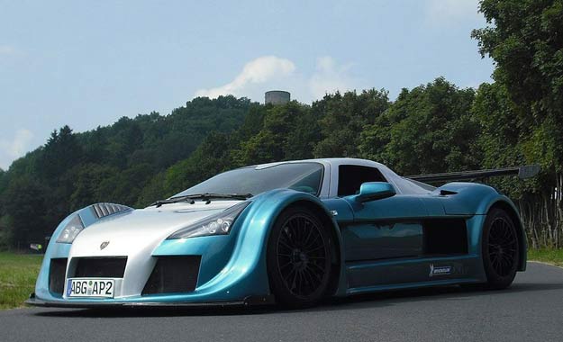 Gumpert Apollo: diseño excepcional