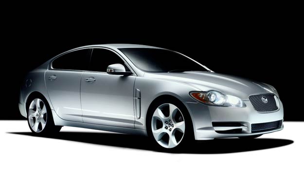 Los Volvo XC60 y Jaguar XF debutan en Autoclásica