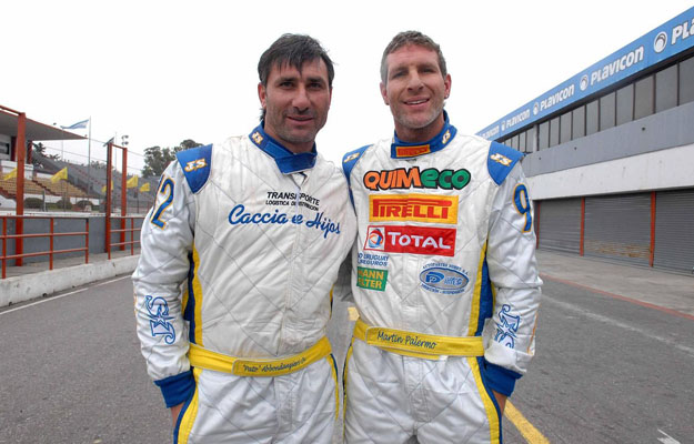 TOTAL junto a Palermo y el Pato Abbondanzieri en el Top Race