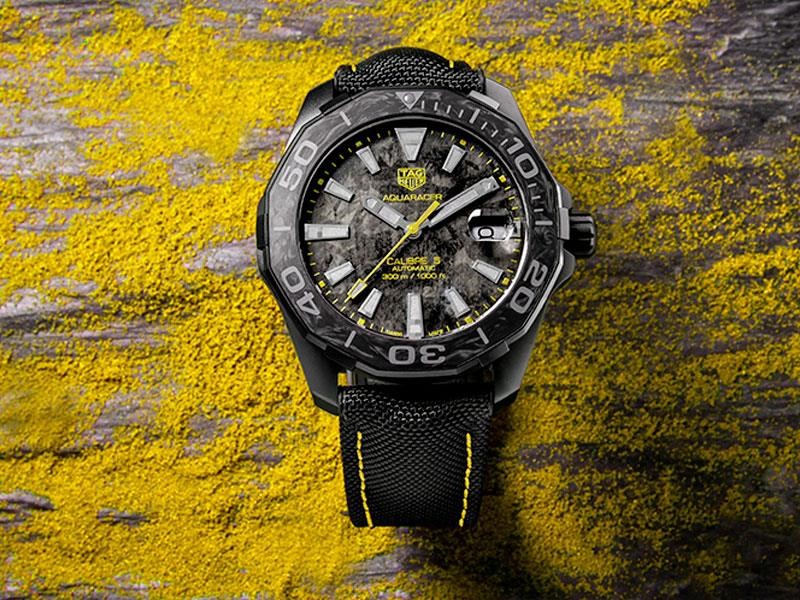 Relojes clásicos de TAG Heuer están disponibles en fibra de carbono