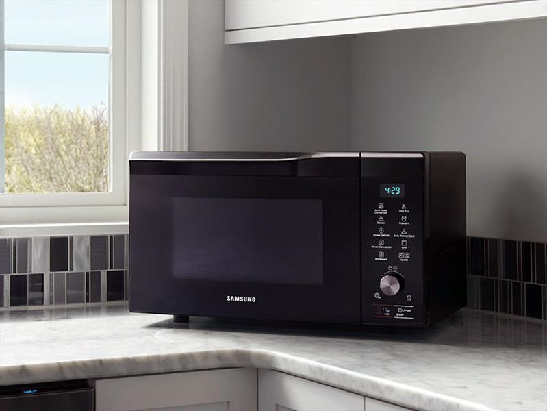 Hornos de microondas contaminan igual que los automóviles