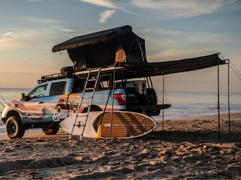 Nissan Titan Surfcamp es tu casa de playa sobre ruedas