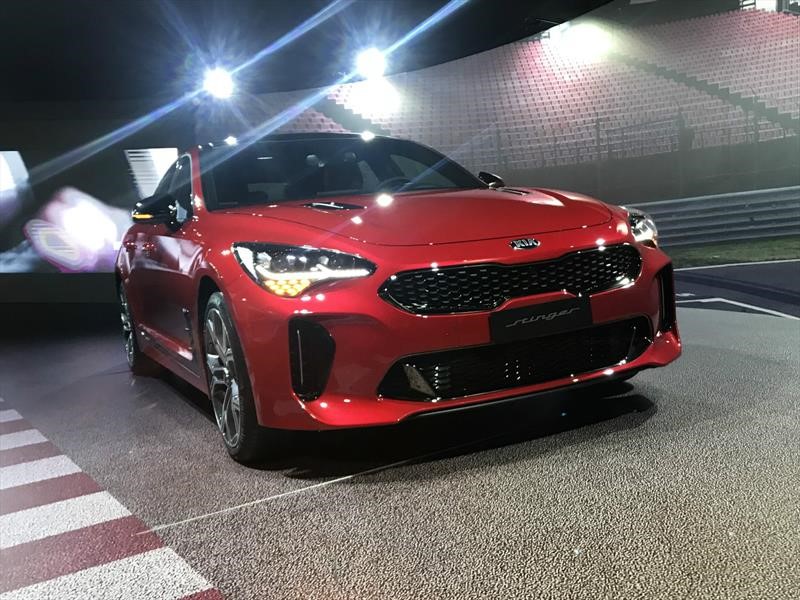 Kia Stinger GT, el de mayor potencia y aceleración en la historia de la marca