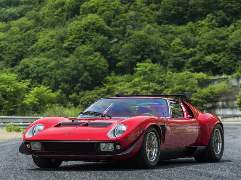 Lamborghini restaura el extraño y único Miura SVR