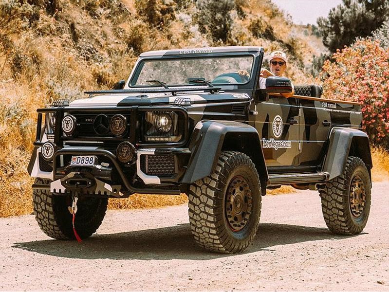 Jon Olsson le sacó el techo a un Clase G, y es genial