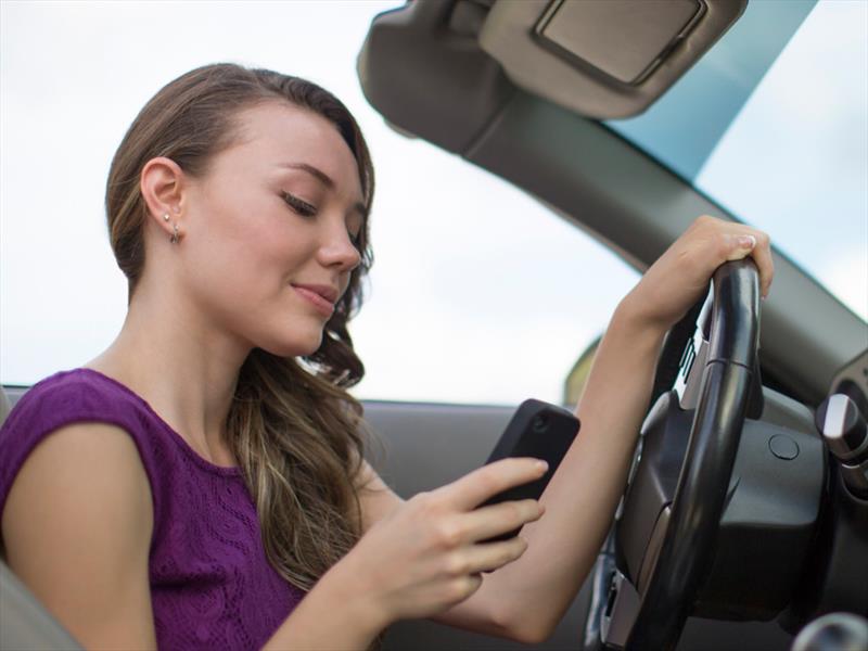 Autos Usados En Venta >> Aterrador video de cuan fácil es que los adolescentes se distraigan al volante - Autocosmos.com Autos Usados En Venta >> Aterrador video de cuan fácil es que los adolescentes se distraigan al volante - Autocosmos.com