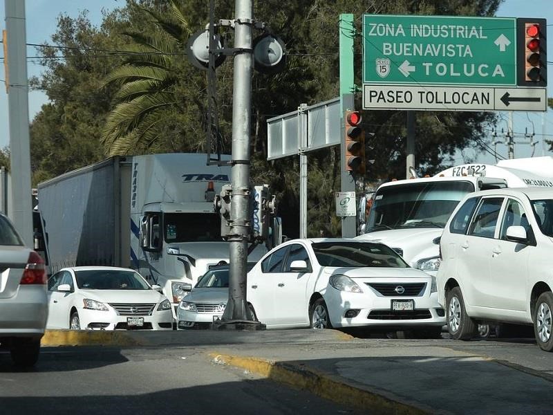 Propietarios de vehículos con placas del Edomex deberán renovarlas a partir de 2019
