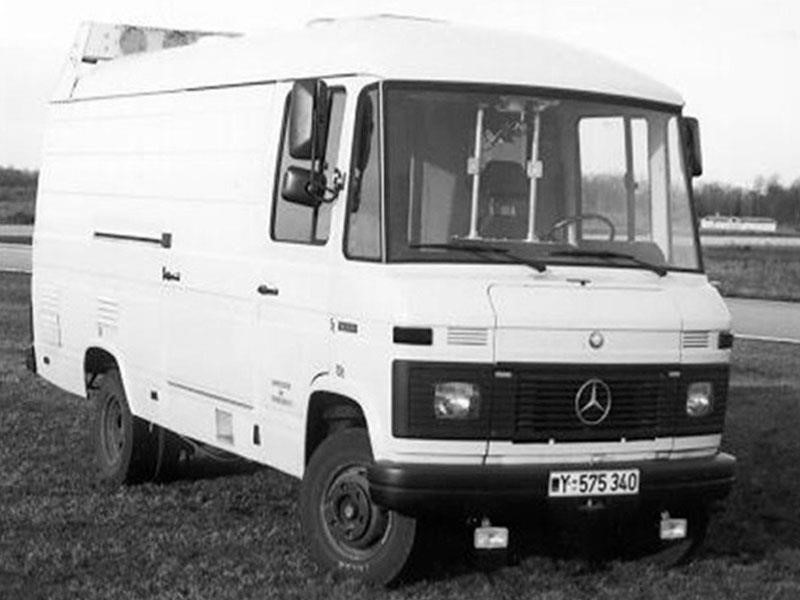 Van Mercedes de 1986 fue el primer vehículo autónomo