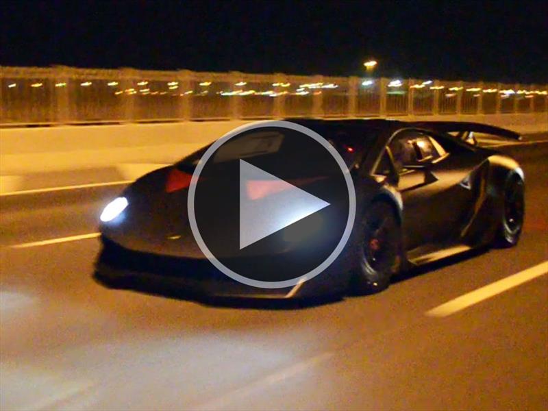 Video: Lamborghini Sesto Elemento en acción - Autocosmos.com